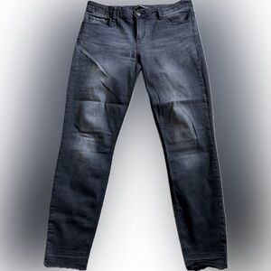 Women’s Prosperity Black skinny jeans with raw hem‎ - 33 (16) EUC!